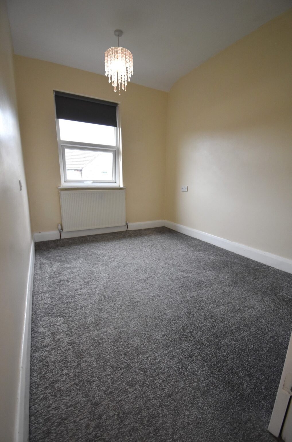 racey estates, estate and letting agent newton-le-willows property for rent. Large garden, 2 bathroom, 3 bedroom, semi-detached house