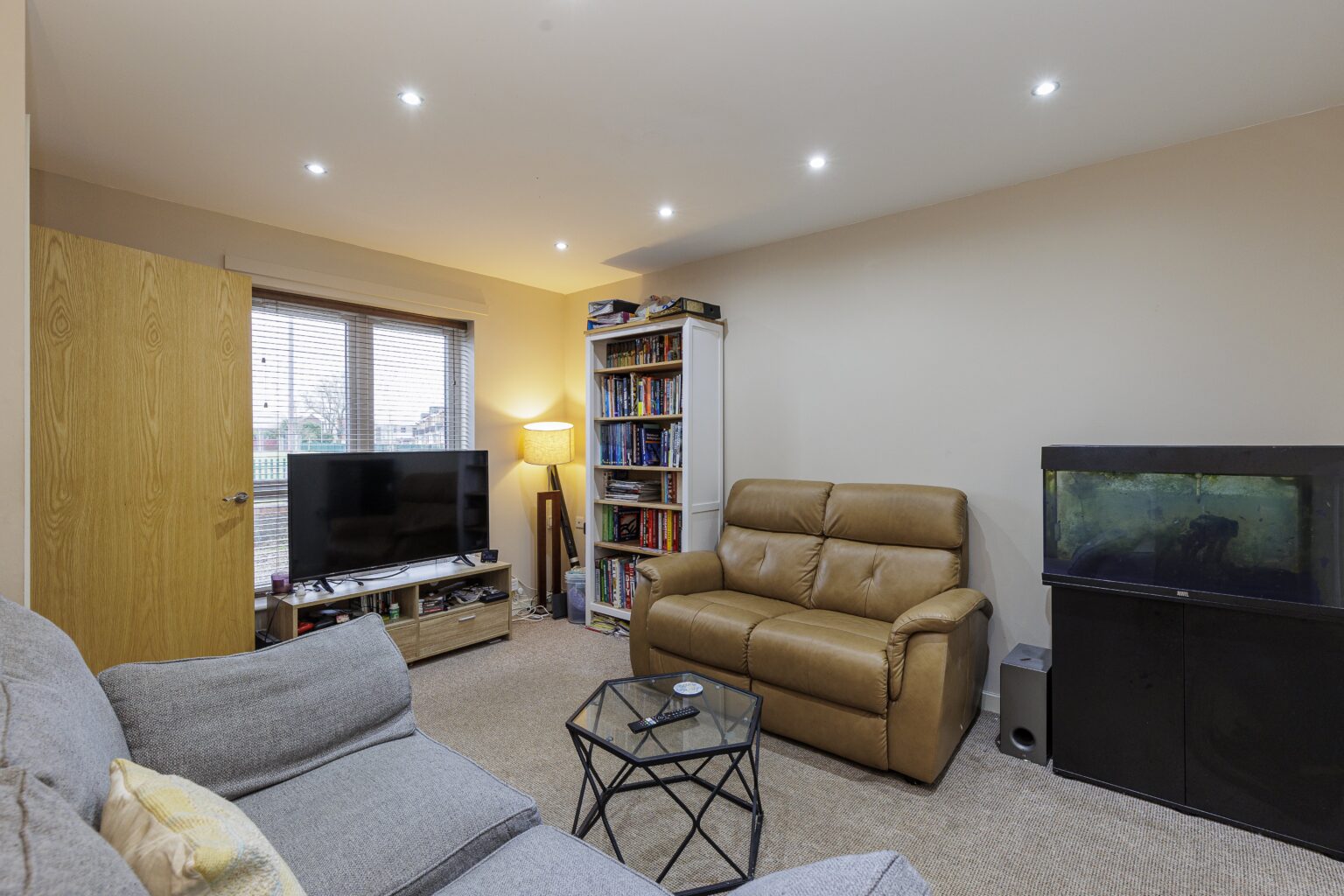 2 bed semi-detached house for sale in Newton-le-willows