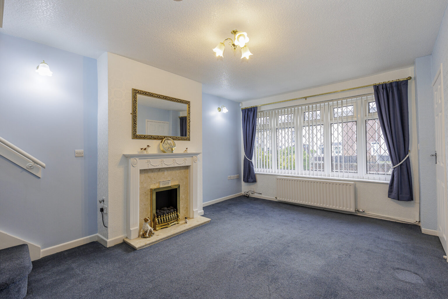 3 bed bungalow for sale in leigh