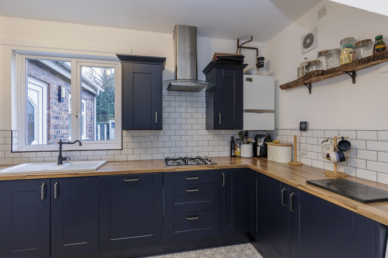 3 bedroom semi-detached house for sale in Newton-le-Willows