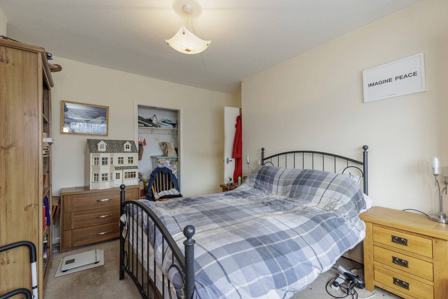 3-bedroom semi-detached house for sale in Warrington