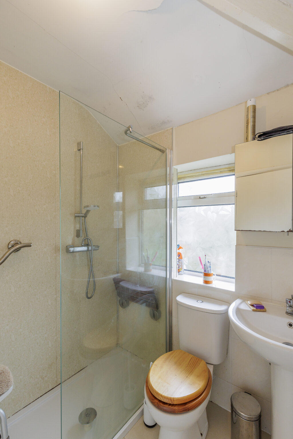 3-bedroom semi-detached house for sale in Warrington