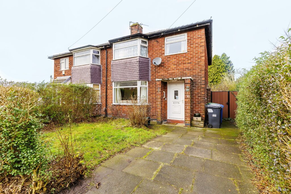 3-bedroom semi-detached house for sale in Warrington