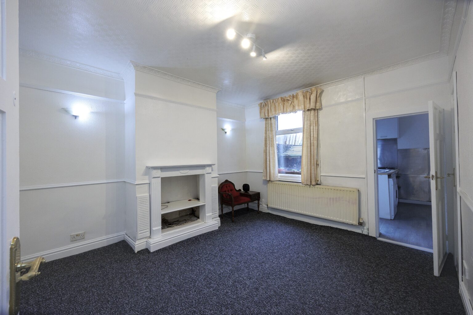 3-Bedroom Mid-Terrace House For Sale In St Helens