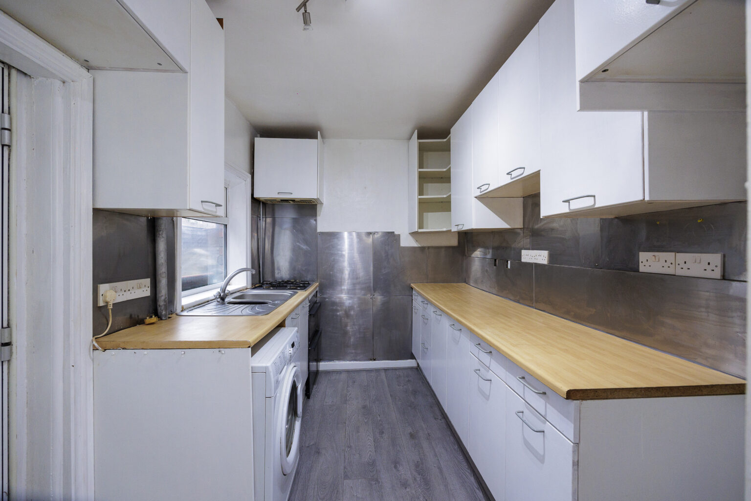 3-Bedroom Mid-Terrace House For Sale In St Helens
