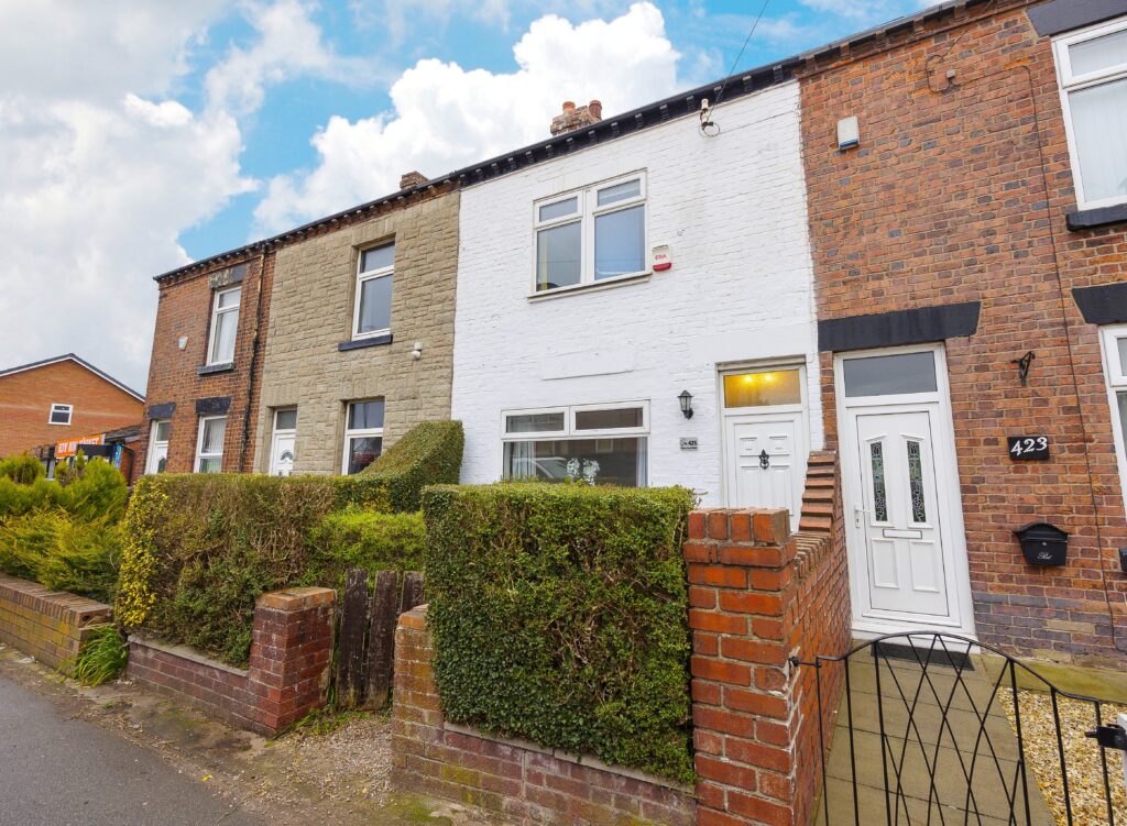 3-Bedroom Mid-Terrace House For Sale In St Helens