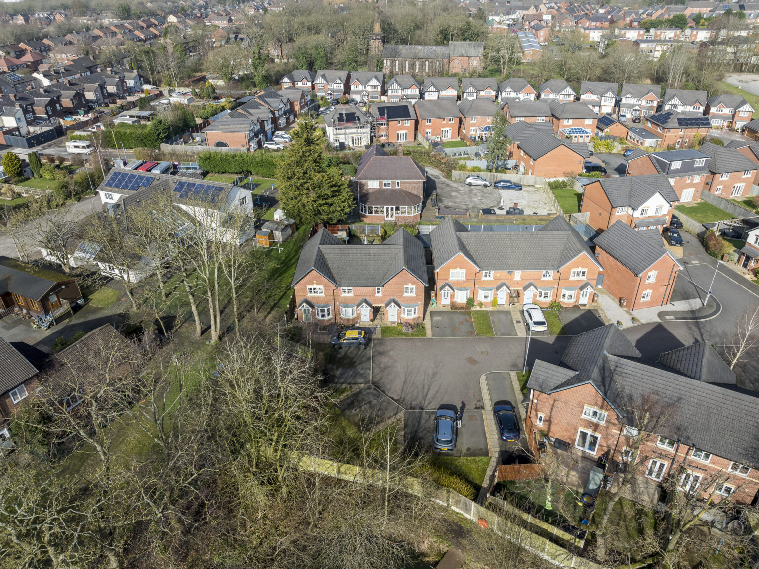 2-Bedroom House For Sale with Lake View in Newton-le-Willows