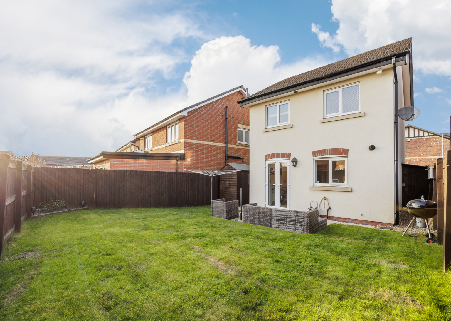 3 bed detached house for sale newton-le-willows