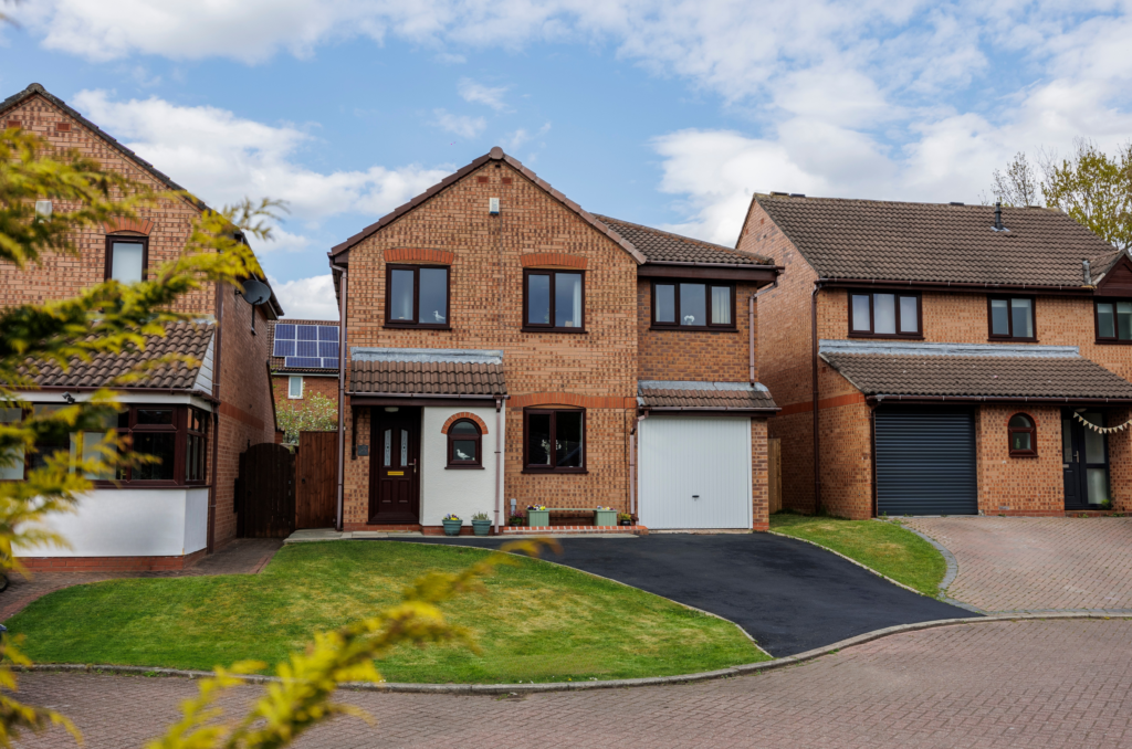 4 bed detached house for sale in birchwood, warrington