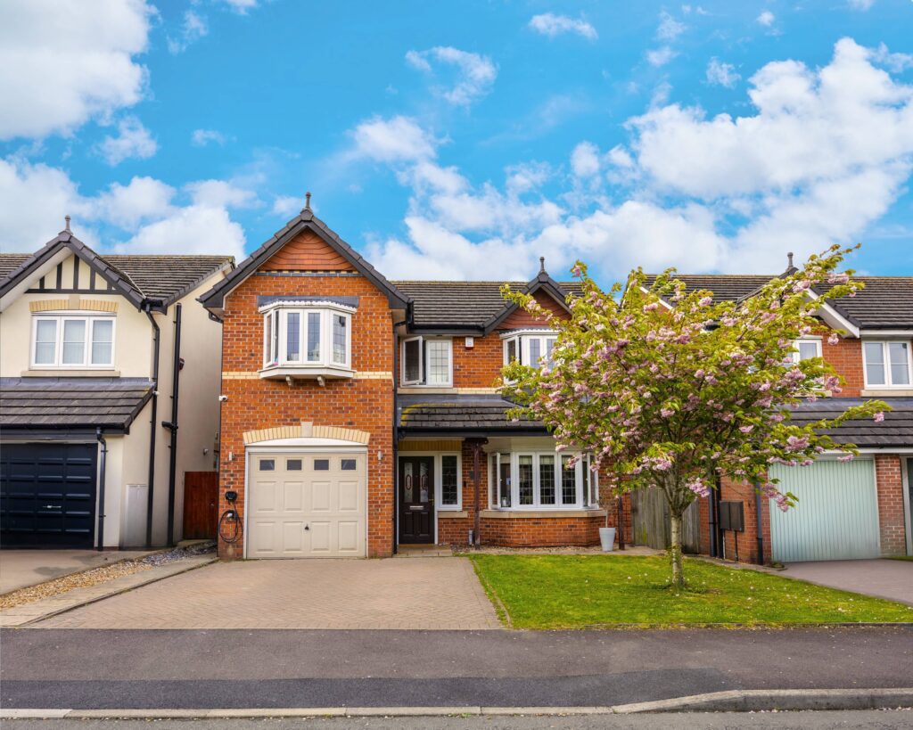 4 bedroom detached family home for sale on Etherley Drive, Newton-le-Willows- Racey Estates
