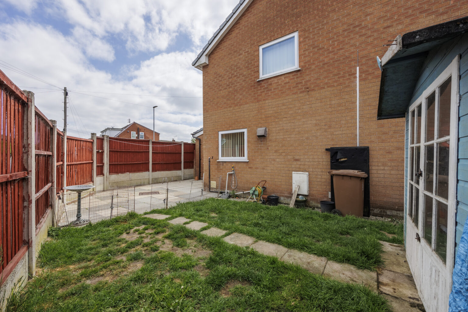 Spacious 3 Bedroom Detached Home For Sale in Haydock (WA11)