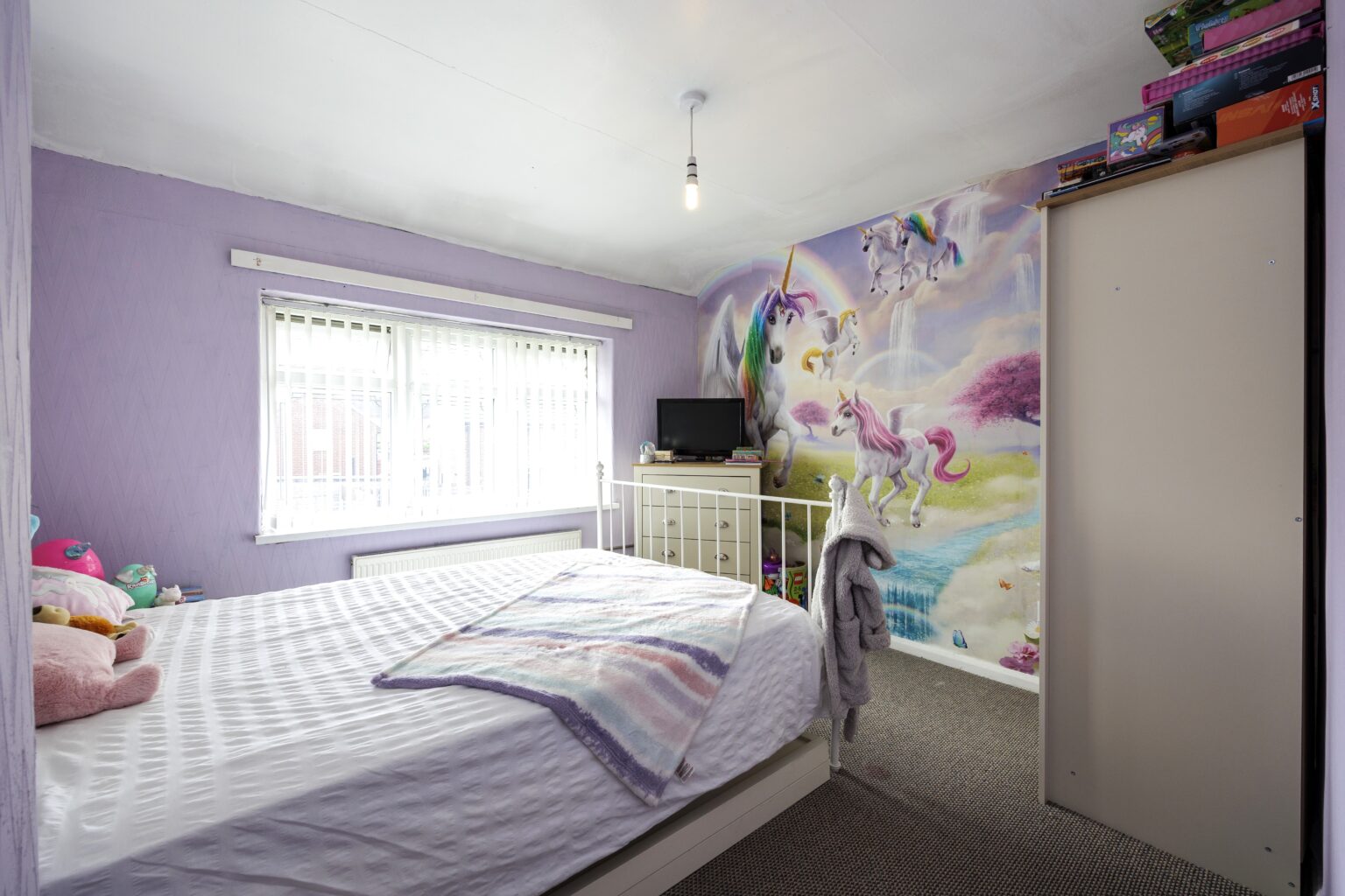 Spacious and Well-Maintained 3 Bedroom End Terraced Home For Sale in Golborne (WA3) Just a quick reminder—if you haven’t already, please make sure to set your availability for viewings via the portal, so I can get potential buyers booked in smoothly. Looking forward to hearing from you. Kind regards, Brigitta