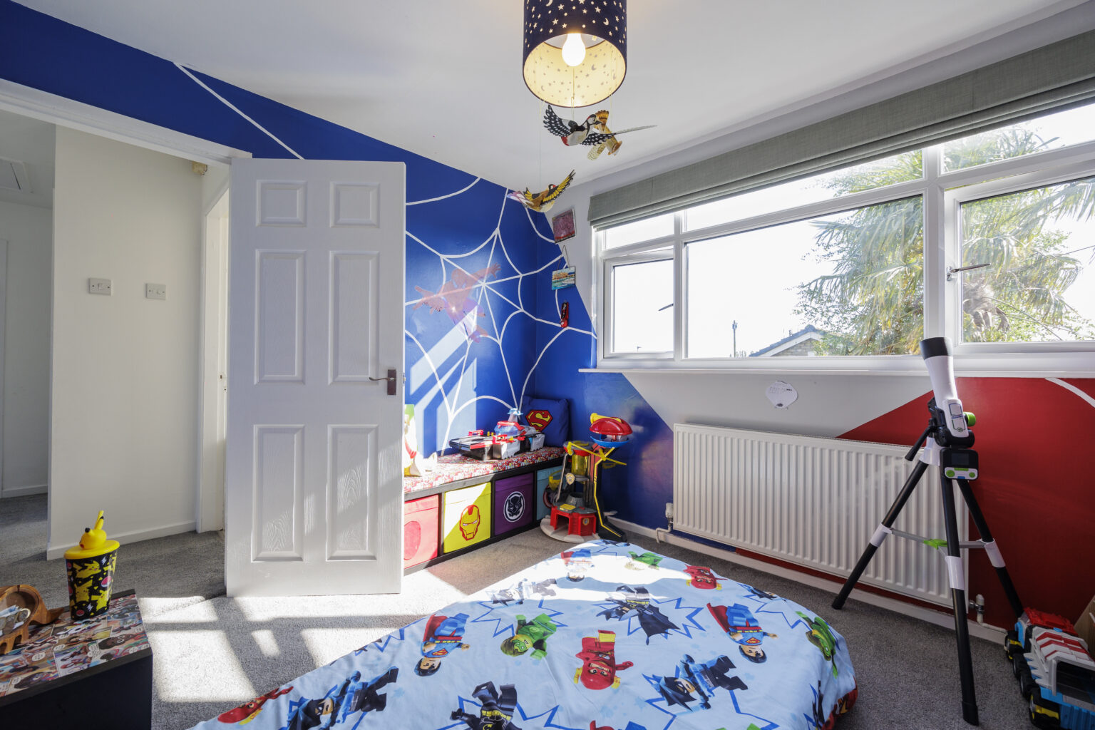 pacious 5 Bedroom Detached Home with Self-Contained Extension For Sale in Lowton (WA3)