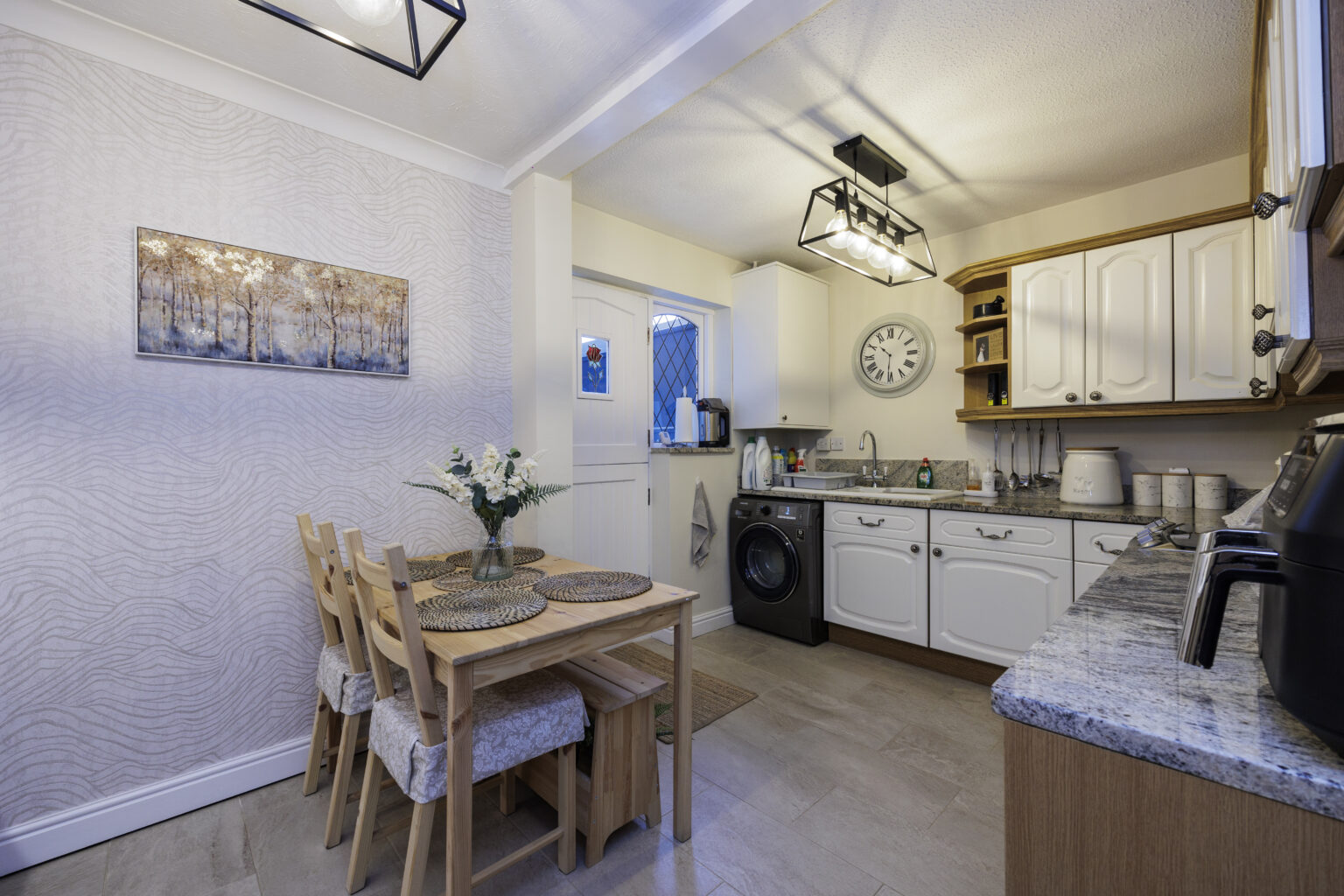 Beautiful 3 Bedroom End-Terraced Home For Sale in Callands, Warrington