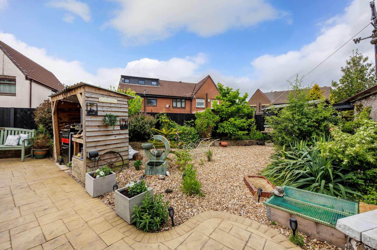 Beautiful 3 Bedroom End-Terraced Home For Sale in Callands, Warrington