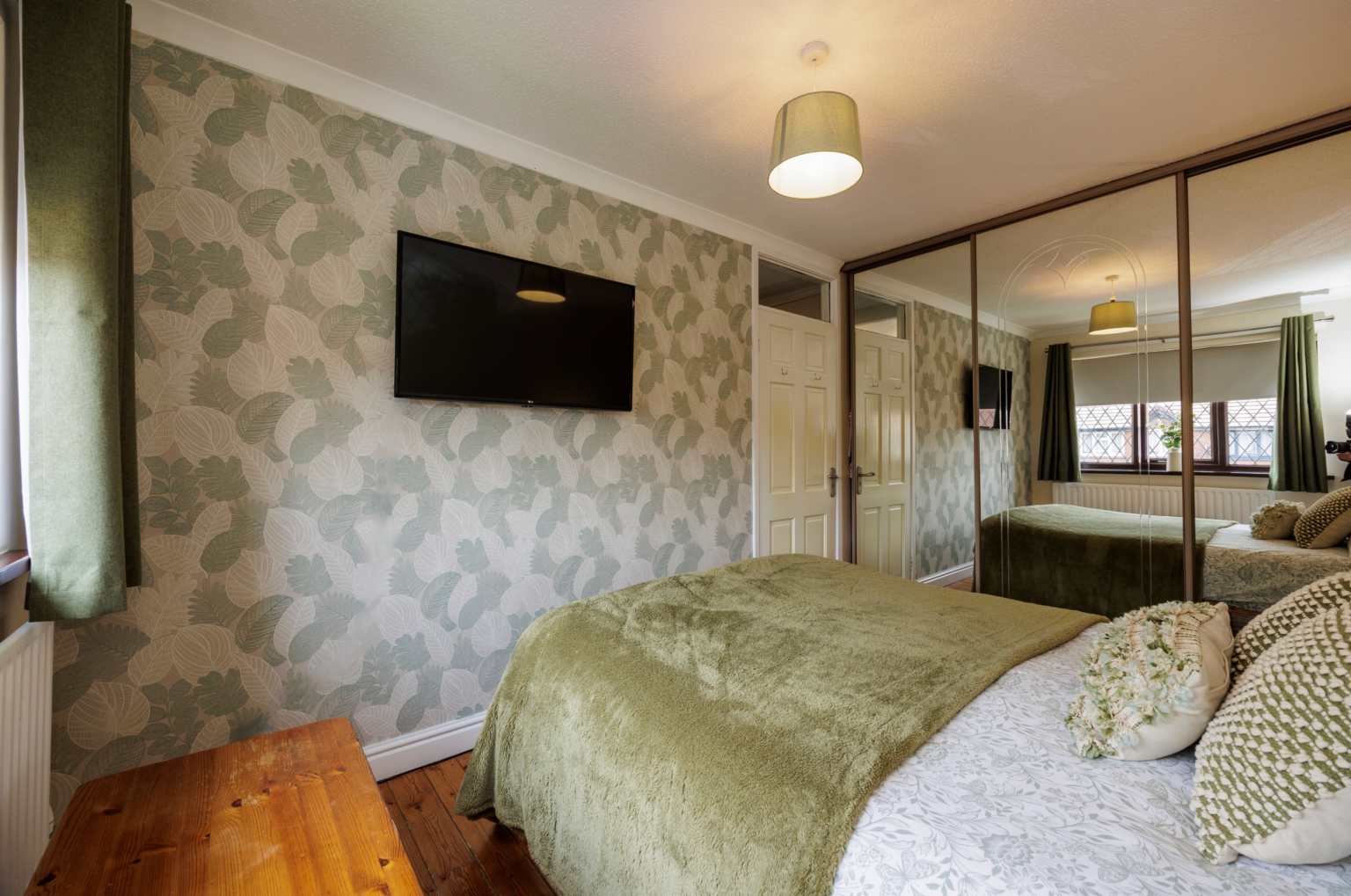 Beautiful 3 Bedroom End-Terraced Home For Sale in Callands, Warrington