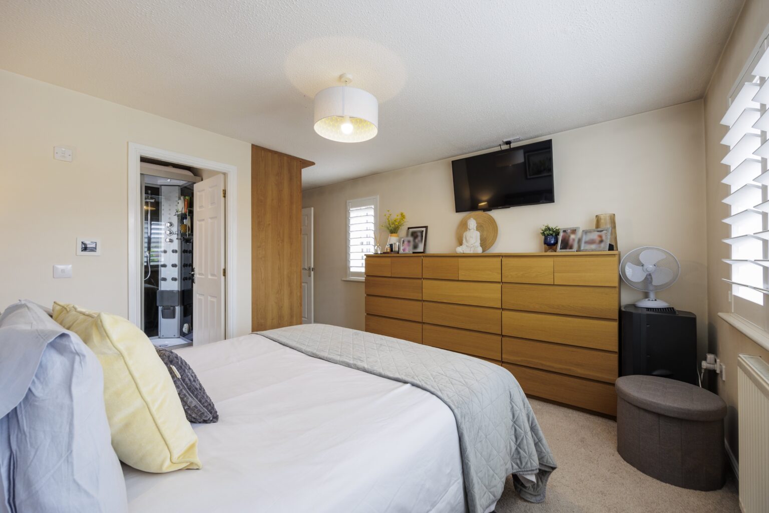outstanding 4 bedroom detached family home for sale on Anemone Way, St. Helens