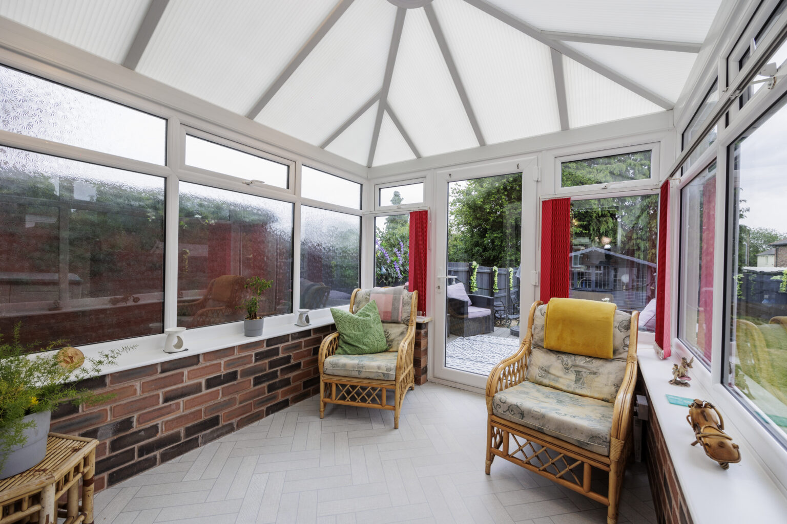 Spacious 3 Bedroom Semi-Detached Home For Sale in Newton-le-willows (WA12)