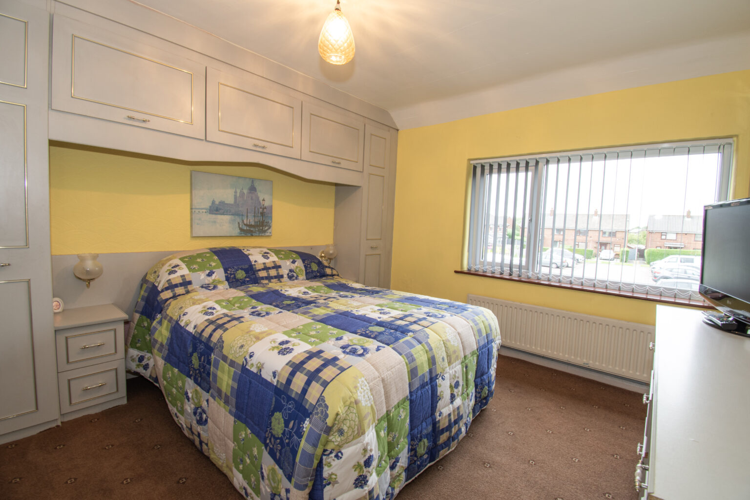 Beautiful and Generously Sized 3 Bedroom Semi-Detached House For Sale in Golborne (WA3)