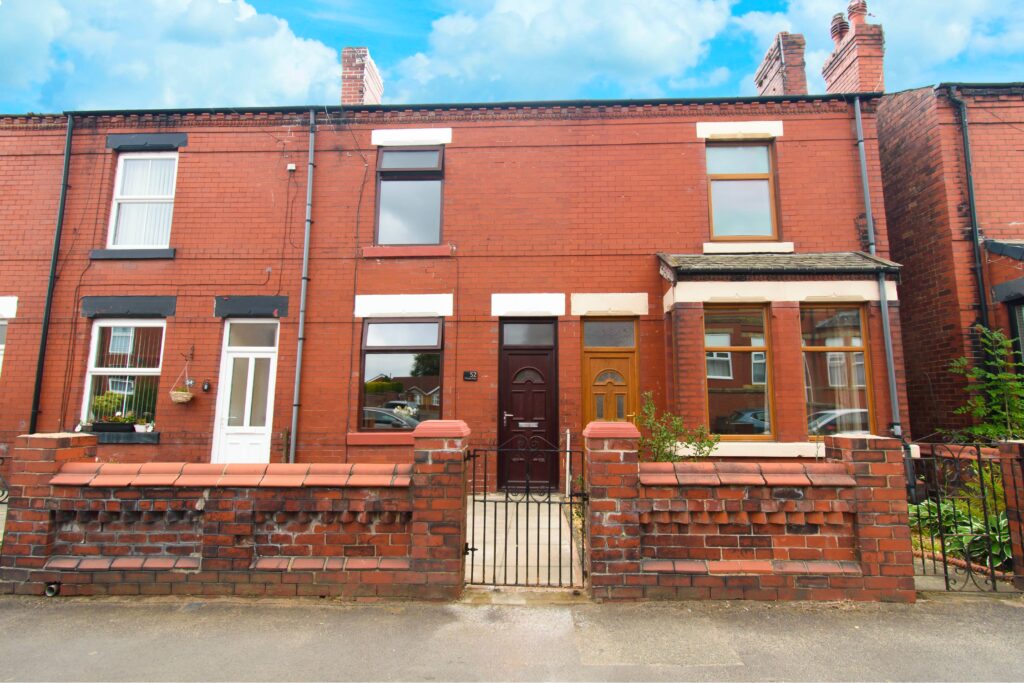 Charming 2 Bedroom Terraced House For Sale in Ashton-in-Makerfield (WN4)