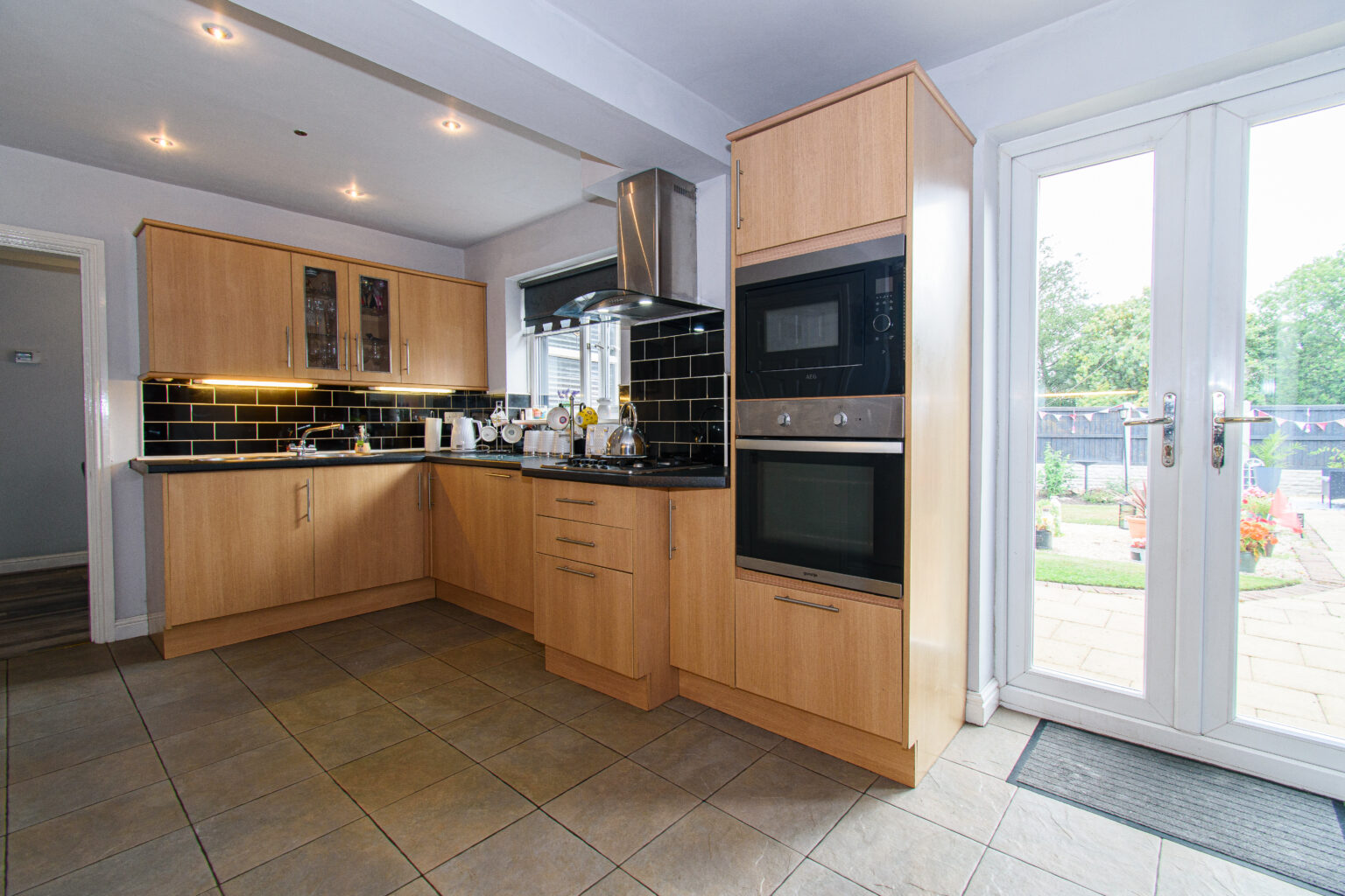Spacious and Versatile 4/5 Bedroom Detached Family Home For Sale in Newton-le-Willows (WA12)