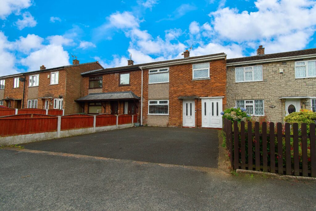 3 bedroom terraced home for sale on Catherine Way, Newton-le-Willows, WA12 8RD.