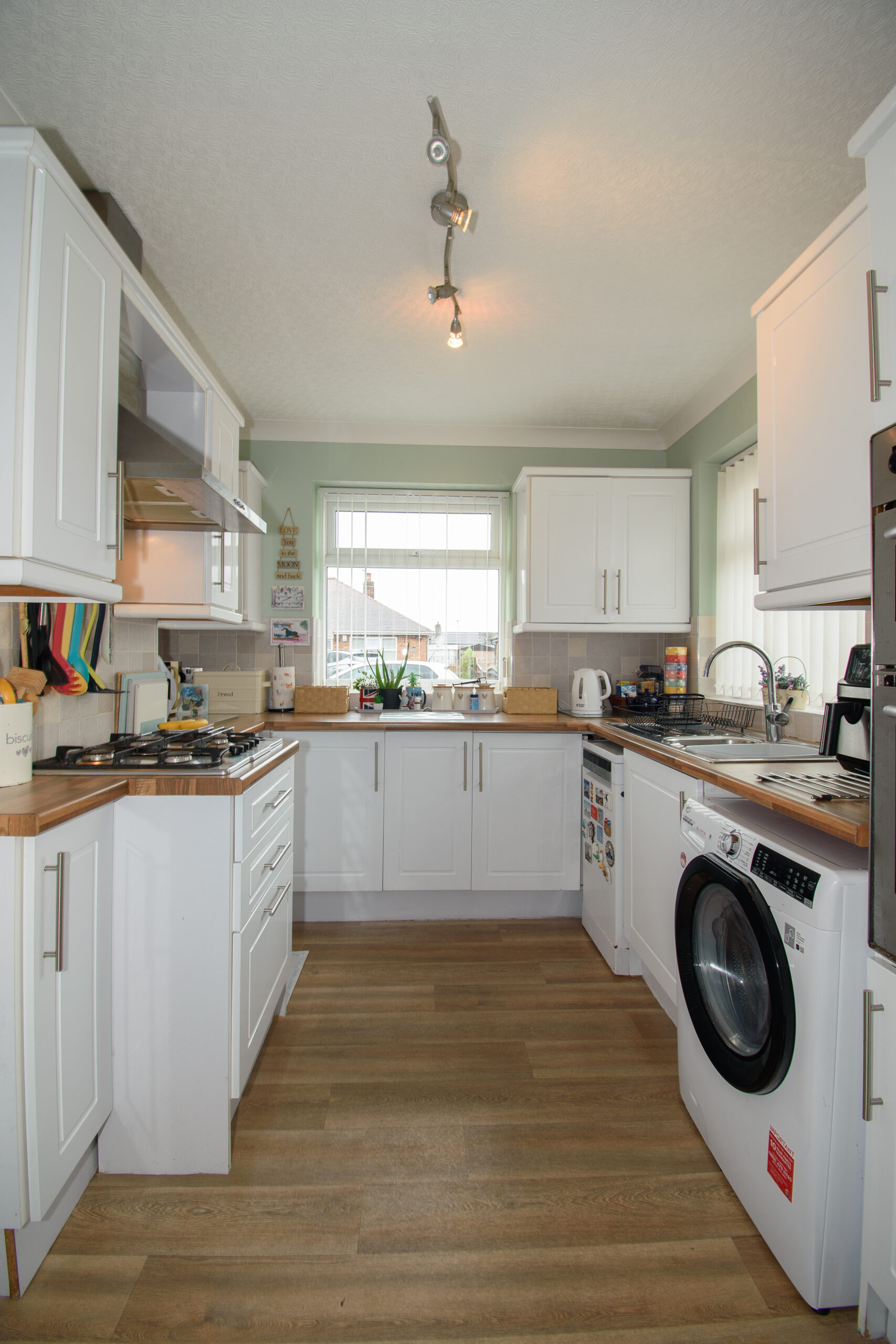 DSC_0137 Charming 2 Bedroom Semi-Detached Bungalow For Sale in Paddington, Warrington (WA1)