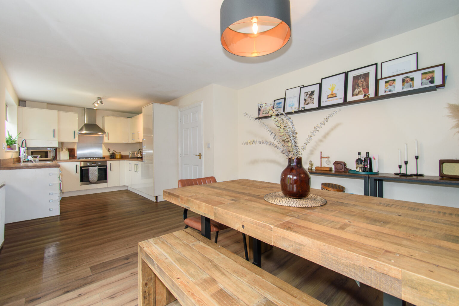 Spacious 4 Bedroom Detached Family Home For Sale in Newton-le-Willows (WA12)