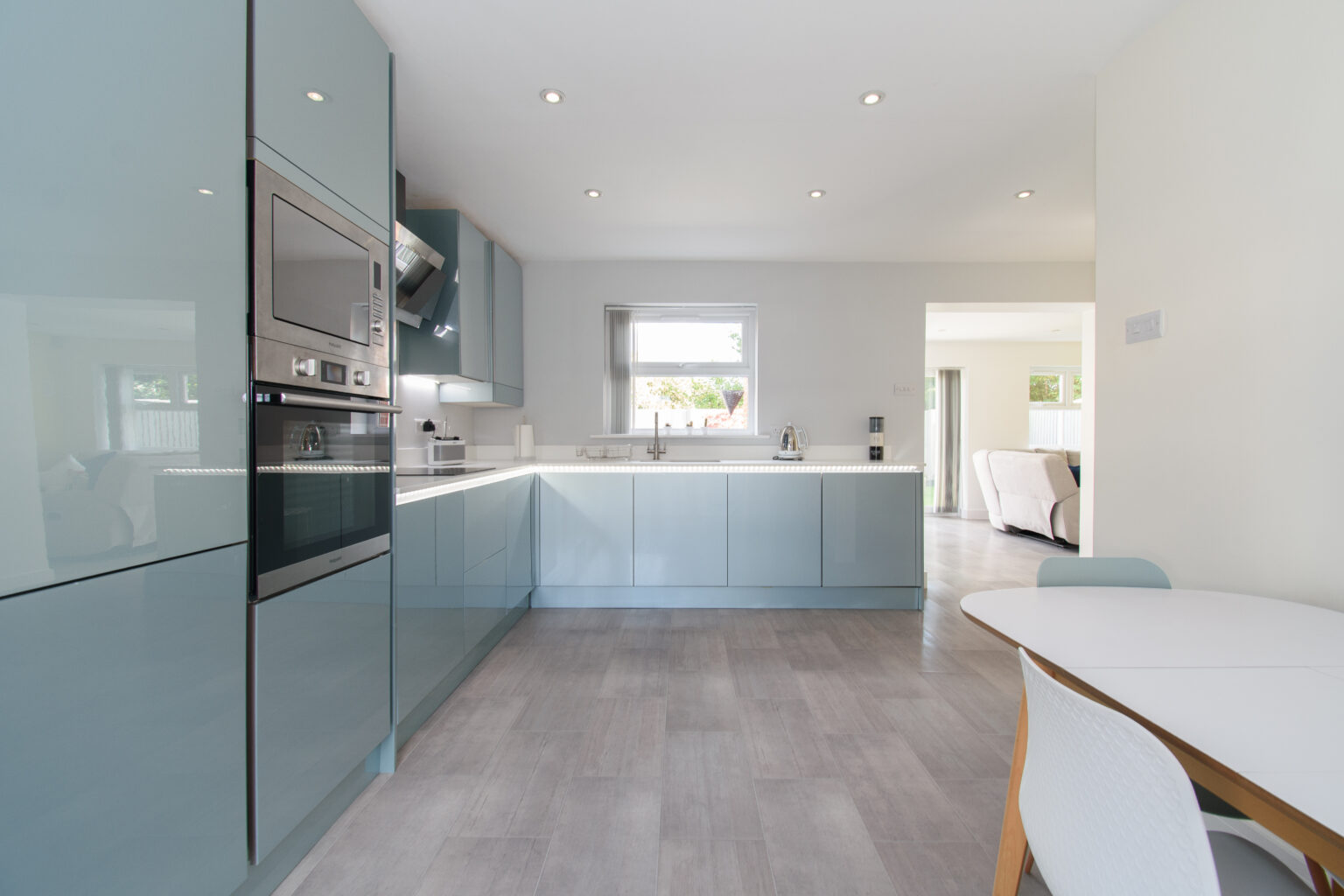 Beautifully Refurbished 4 Bedroom Detached Family Home For Sale in Lowton (WA3)
