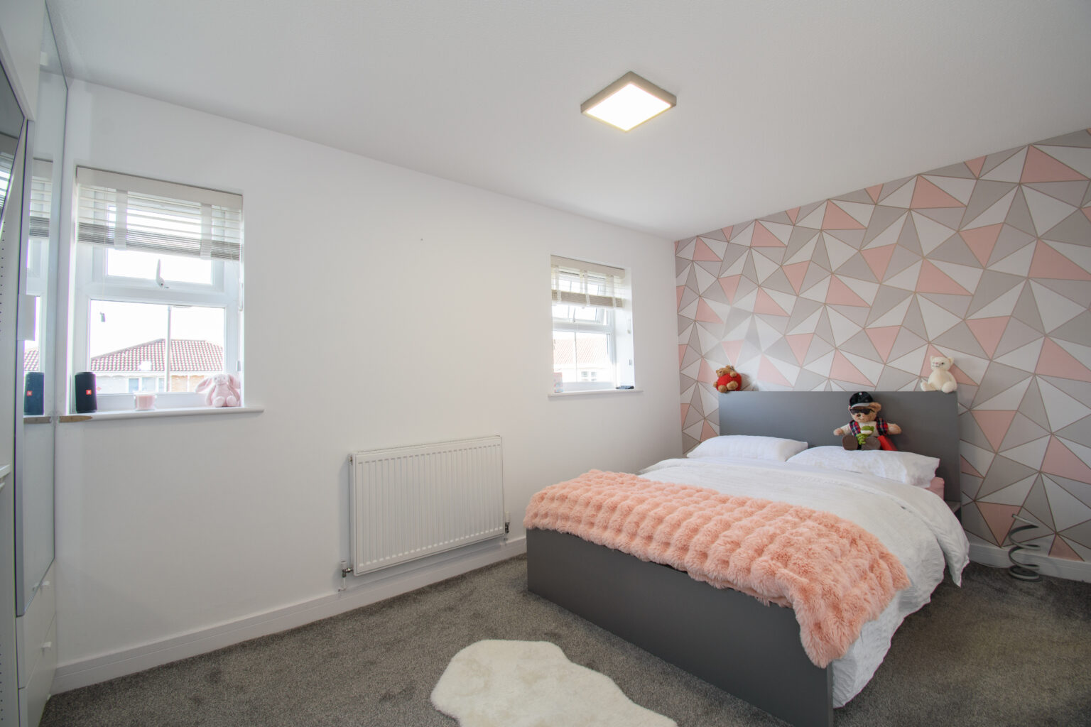 Beautifully Refurbished 4 Bedroom Detached Family Home For Sale in Lowton (WA3)
