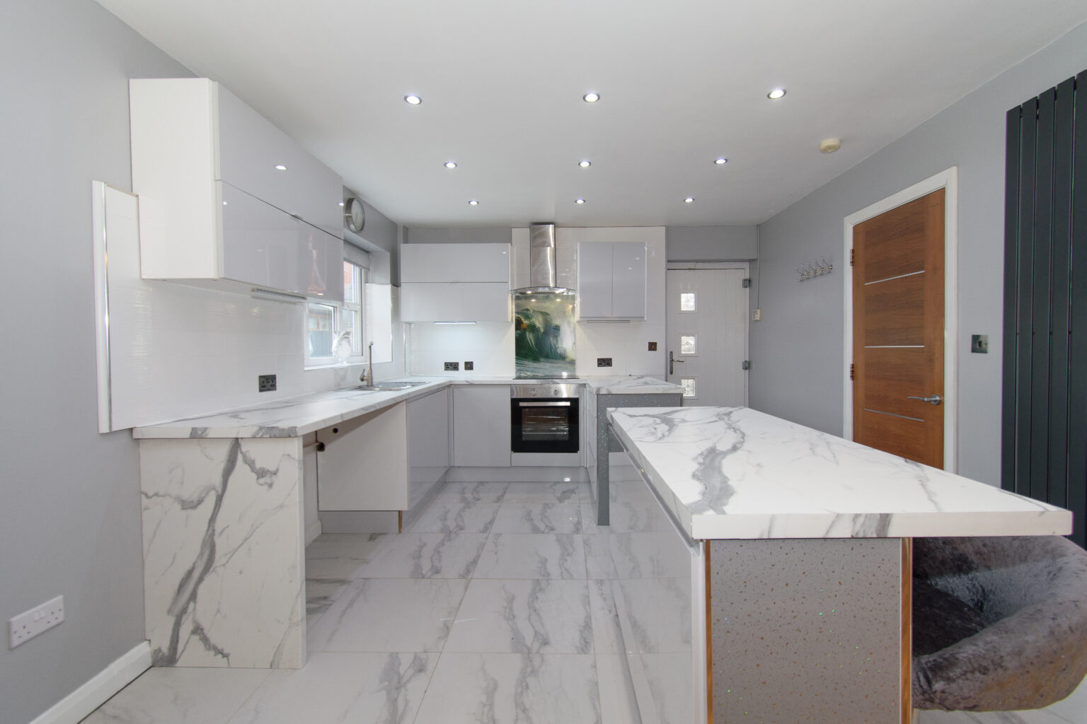 Modern 4/5 Bedroom Detached House For Sale in Haydock (WA11)