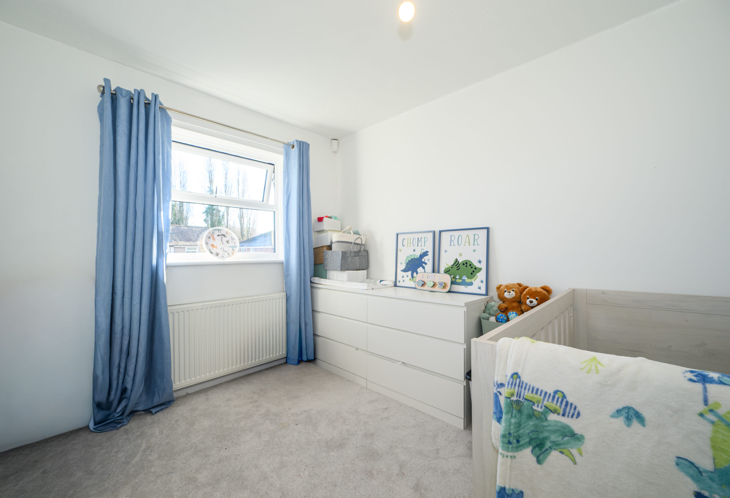 Beautifully Renovated 2 Bedroom Semi-Detached Home For Sale in Newton-le-Willows (WA12) Beautifully Renovated 2 Bedroom Semi-Detached Home For Sale in Newton-le-Willows (WA12)