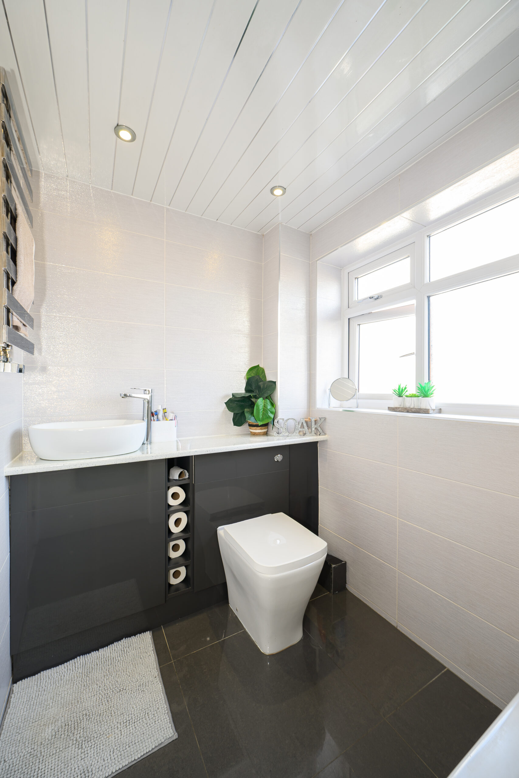 Beautifully Renovated 3 Bedroom Terraced Home For Sale in Newton-le-Willows (WA12) Beautifully Renovated 3 Bedroom Terraced Home For Sale in Newton-le-Willows (WA12)