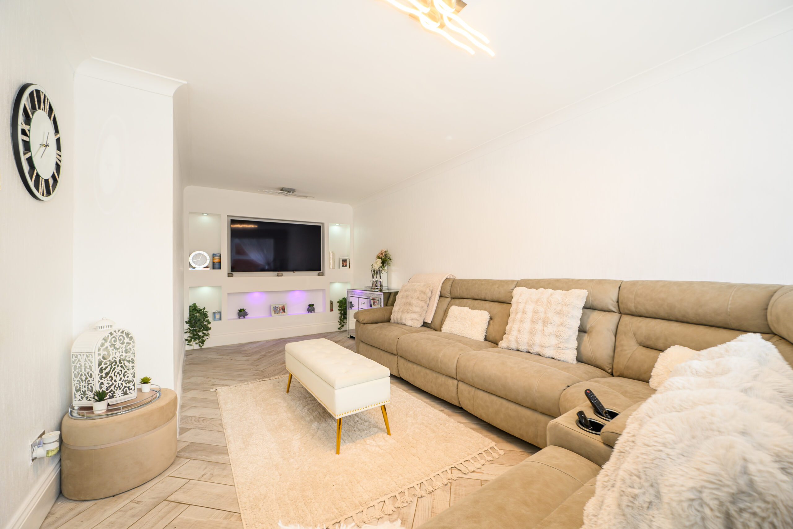 Beautifully Renovated 3 Bedroom Terraced Home For Sale in Newton-le-Willows (WA12) Beautifully Renovated 3 Bedroom Terraced Home For Sale in Newton-le-Willows (WA12)