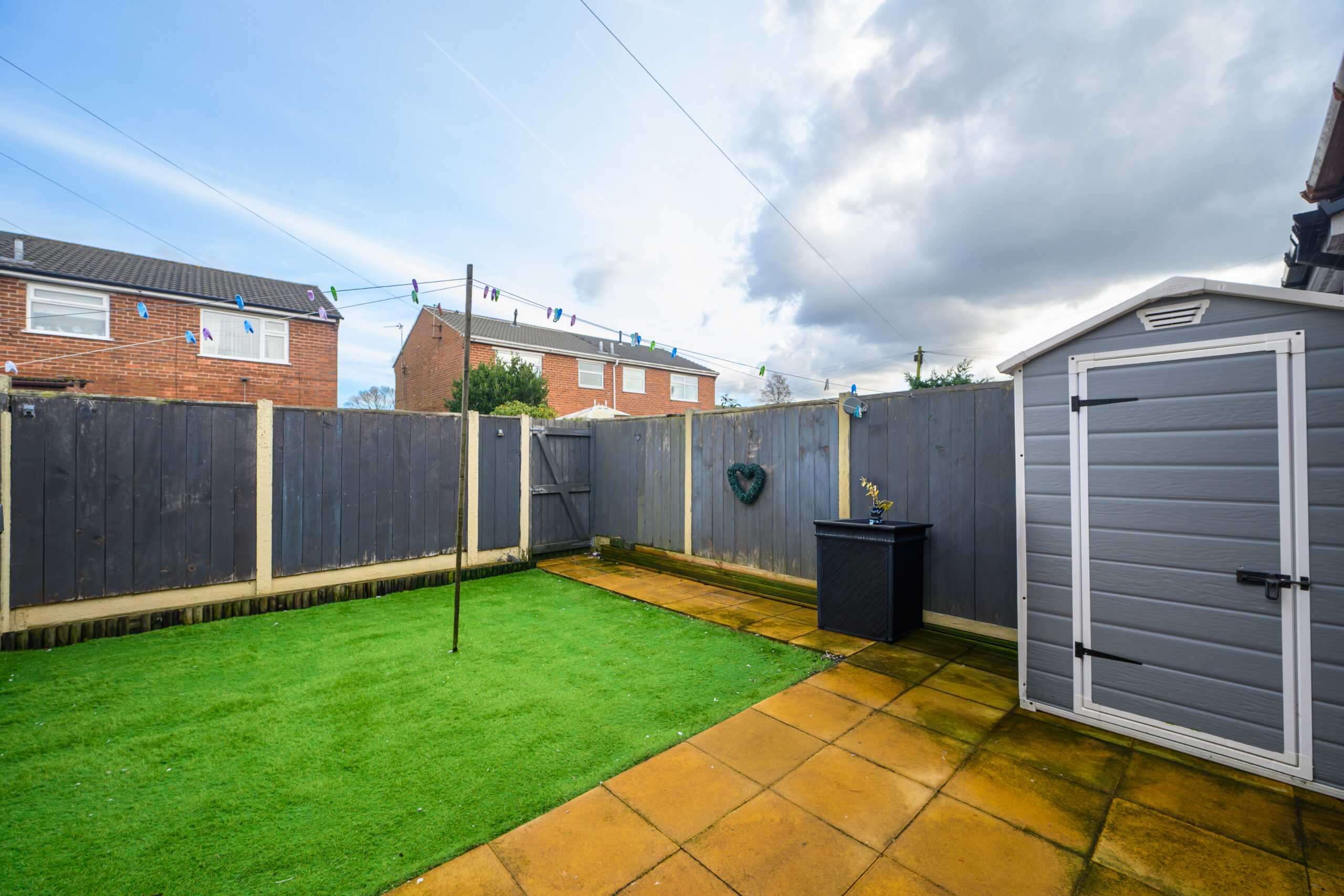 Beautifully Renovated 3 Bedroom Terraced Home For Sale in Newton-le-Willows (WA12) Beautifully Renovated 3 Bedroom Terraced Home For Sale in Newton-le-Willows (WA12)