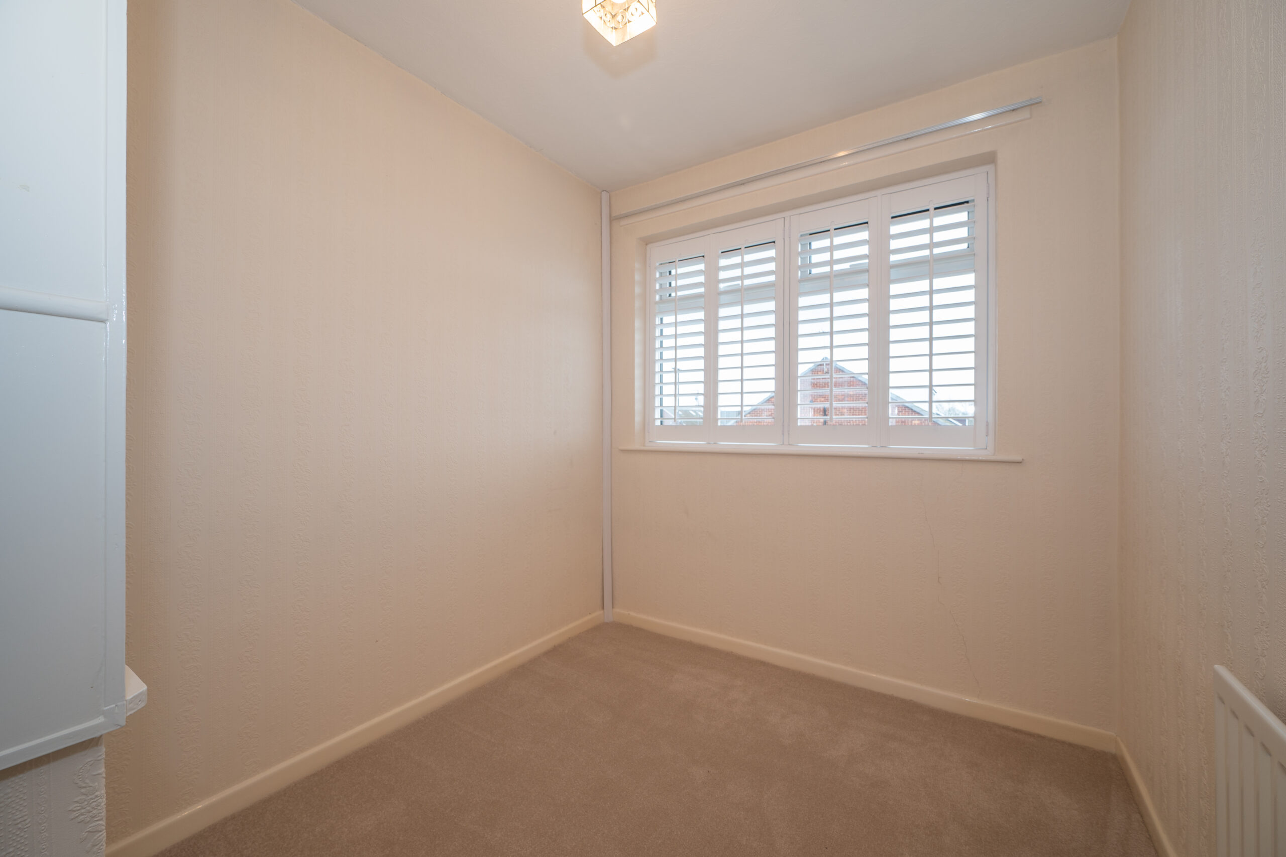 Beautifully Maintained 3 Bedroom Semi-Detached Home For Sale in Newton-Le-Willows (WA12) Beautifully Maintained 3 Bedroom Semi-Detached Home For Sale in Newton-Le-Willows (WA12)