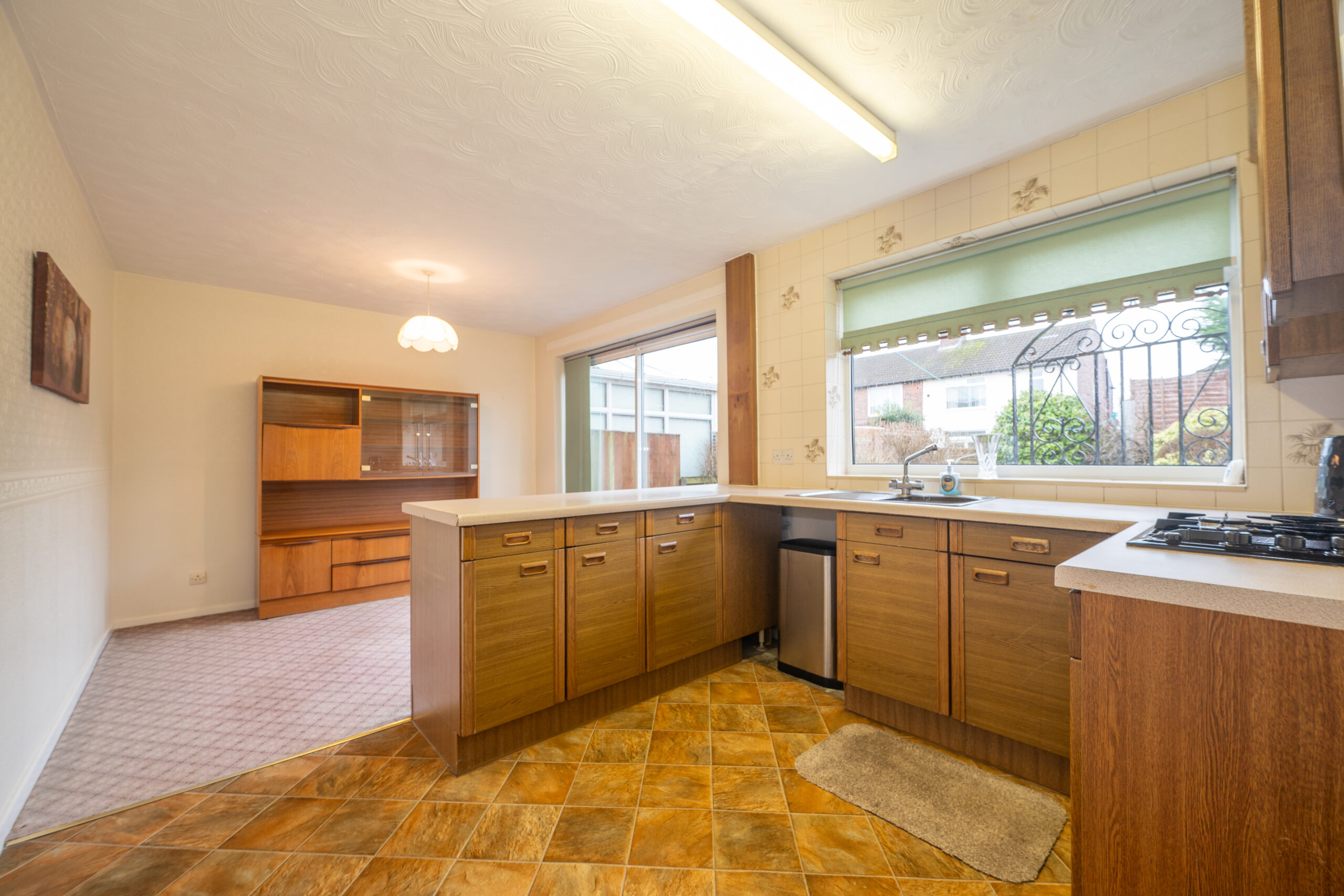 Beautifully Maintained 3 Bedroom Semi-Detached Home For Sale in Newton-Le-Willows (WA12) Beautifully Maintained 3 Bedroom Semi-Detached Home For Sale in Newton-Le-Willows (WA12)