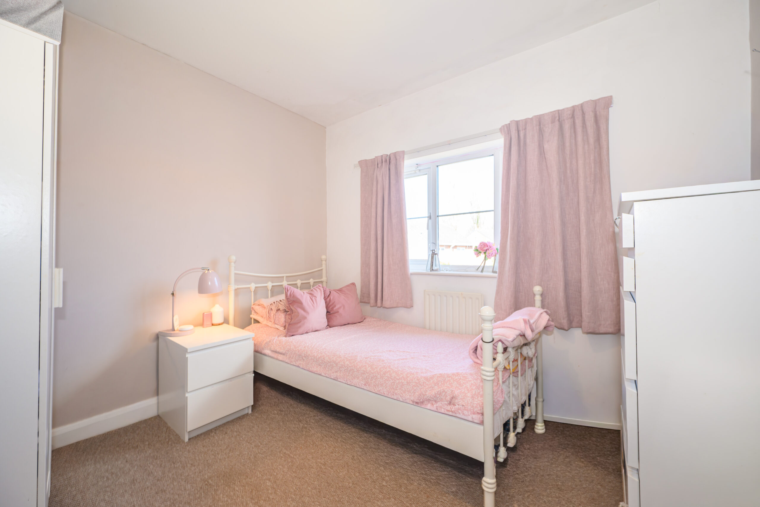 Spacious 4 Bedroom Detached House For Sale In Padgate, Warrington (WA2) Spacious 4 Bedroom Detached House For Sale In Padgate, Warrington (WA2)