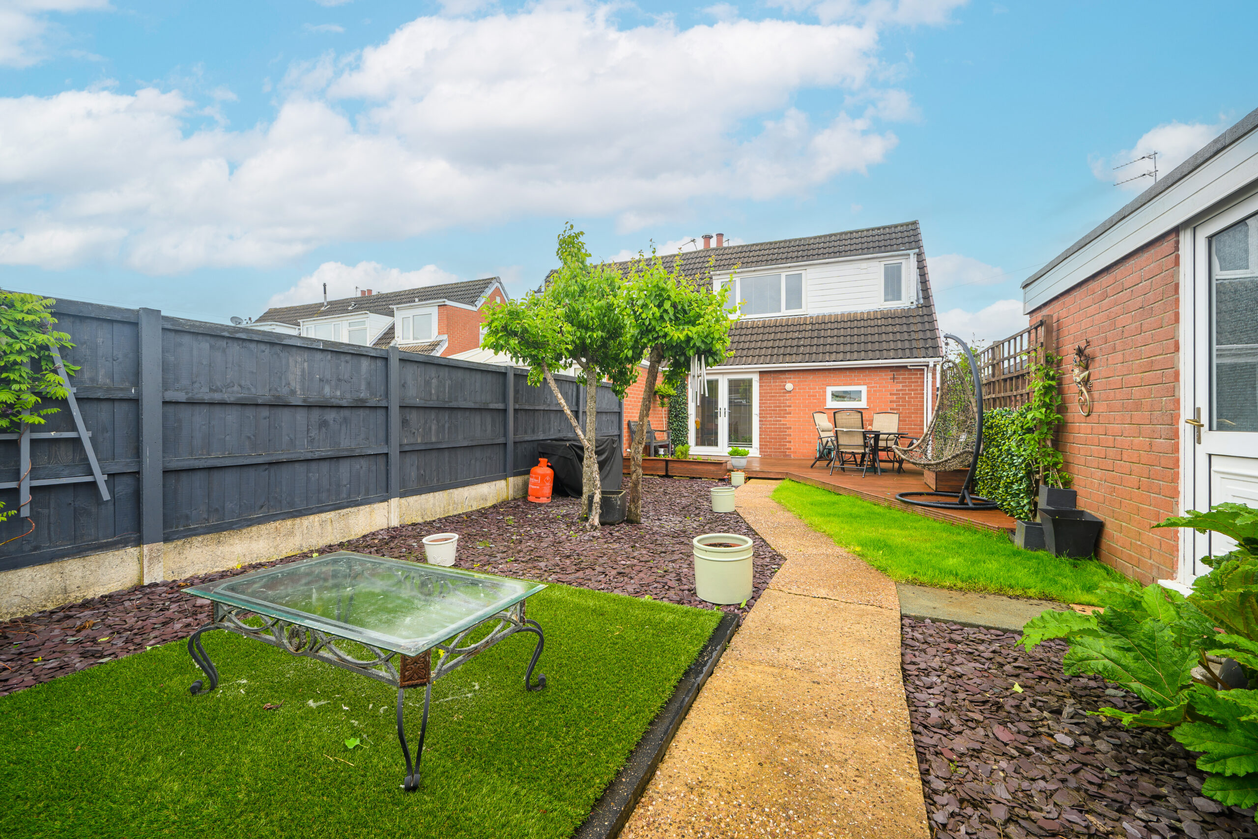 Immaculate 2 Bedroom Semi-Detached Property For Sale in Lowton (WA3) Immaculate 2 Bedroom Semi-Detached Property For Sale in Lowton (WA3)