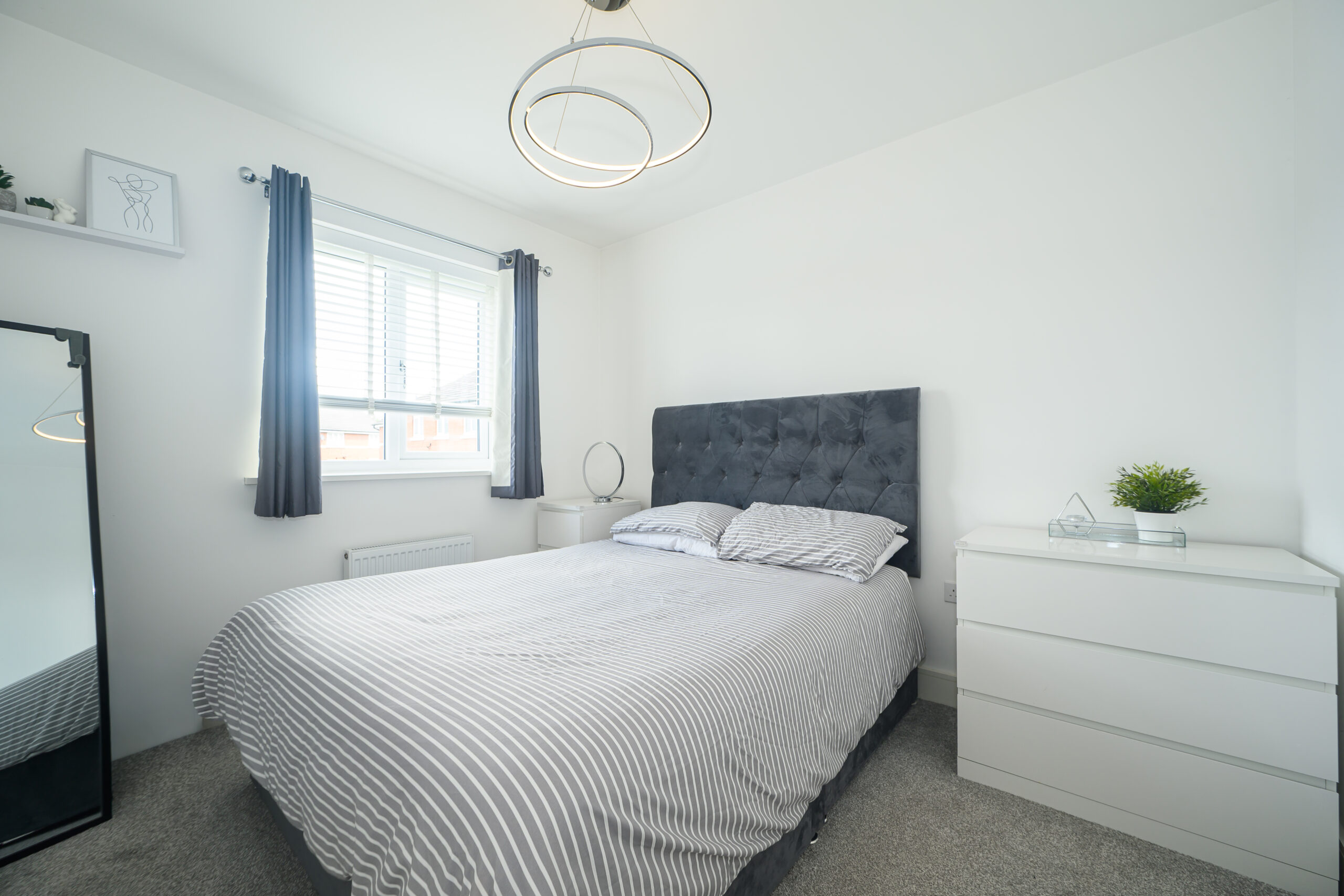 Spacious 3 Bedroom Semi-Detached Property for Sale in Newton-le-Willows (WA12) Spacious 3 Bedroom Semi-Detached Property for Sale in Newton-le-Willows (WA12)