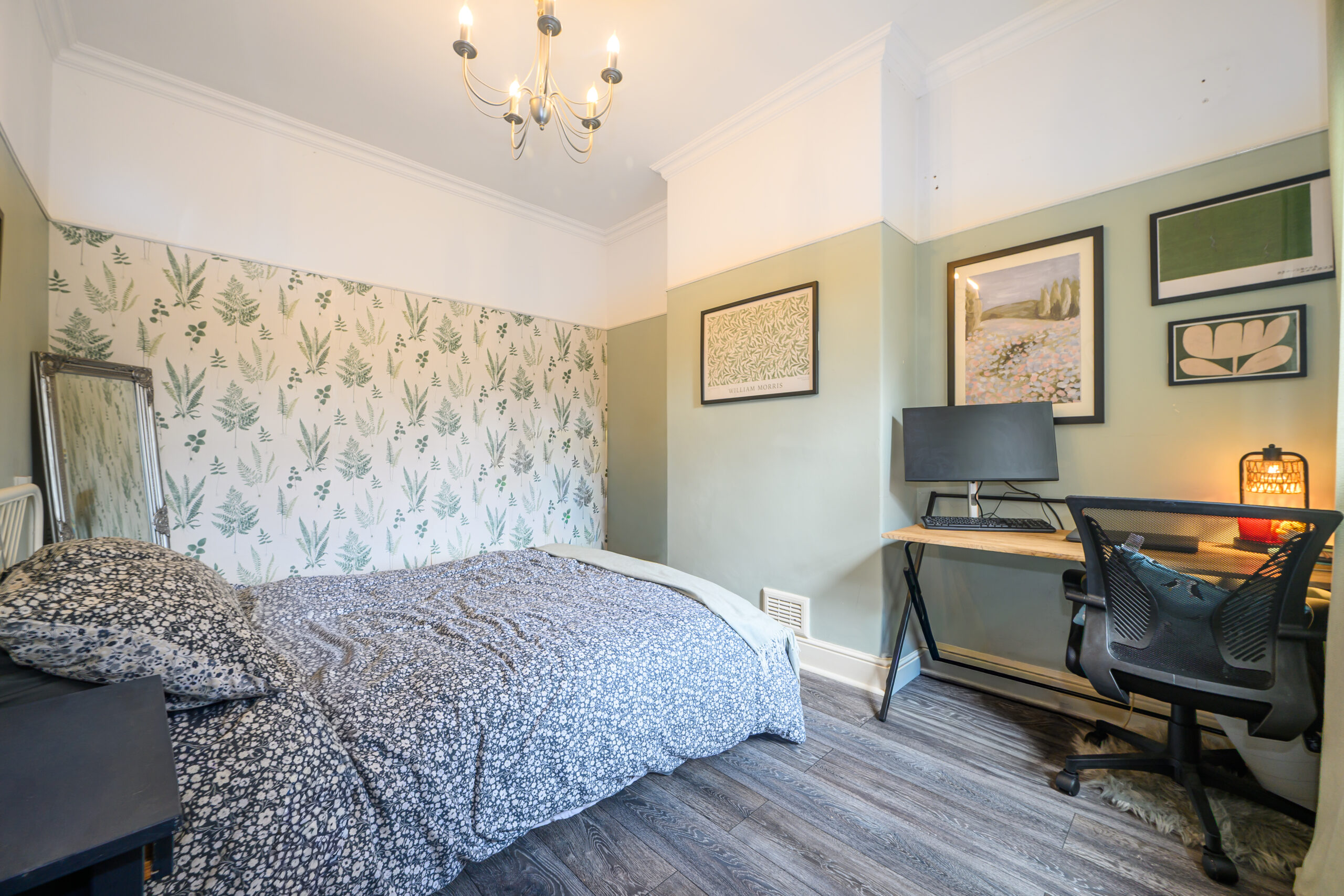 Beautifully Presented 2/3 Bedroom Semi-Detached Home For Sale in Newton-le-Willows (WA12) Beautifully Presented 2/3 Bedroom Semi-Detached Home For Sale in Newton-le-Willows (WA12)