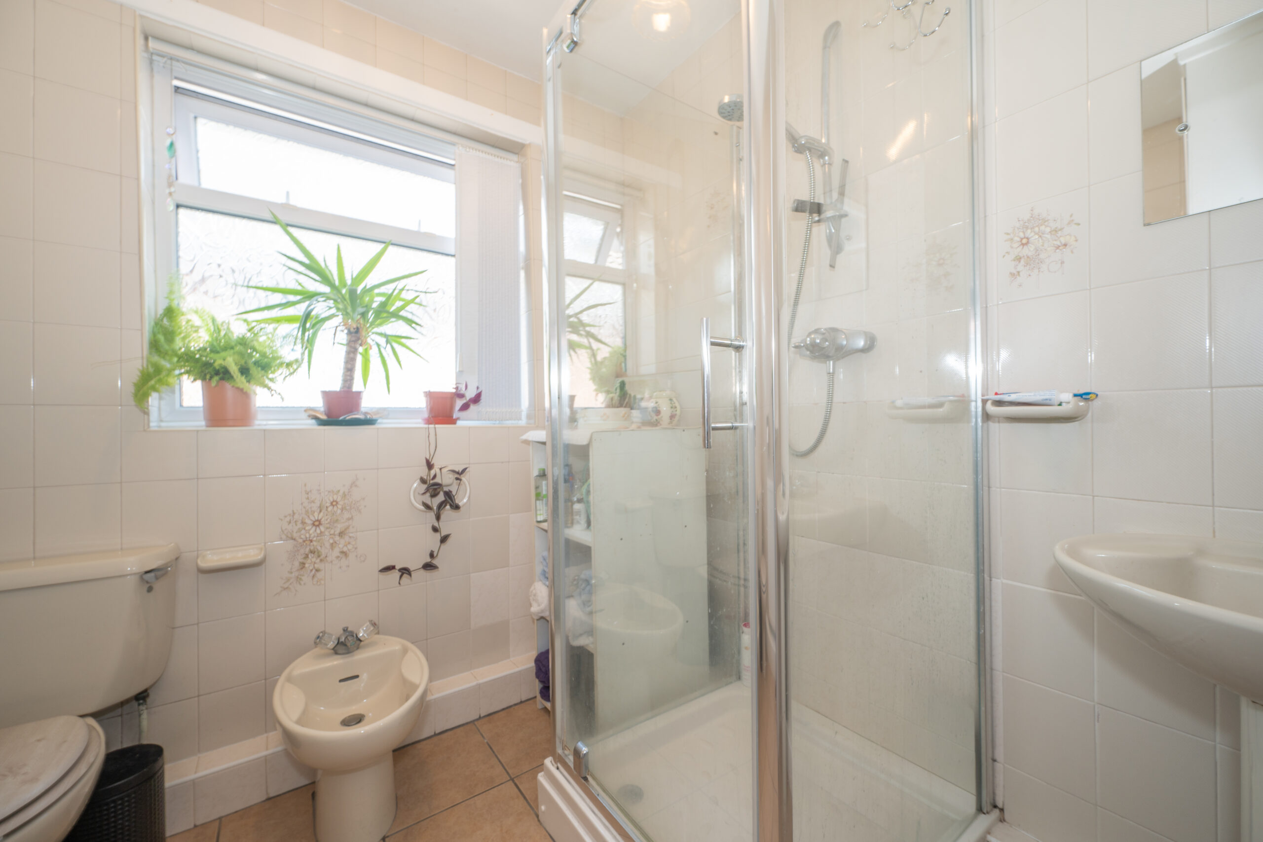 Lovely 3 Bedroom Detached Bungalow For Sale in Newton-le-willows (WA12) Lovely 3 Bedroom Detached Bungalow For Sale in Newton-le-willows (WA12)