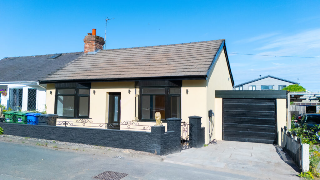 Stunning Fully Renovated 3-Bedroom Bungalow For Sale in Winwick, Warrington (WA2)