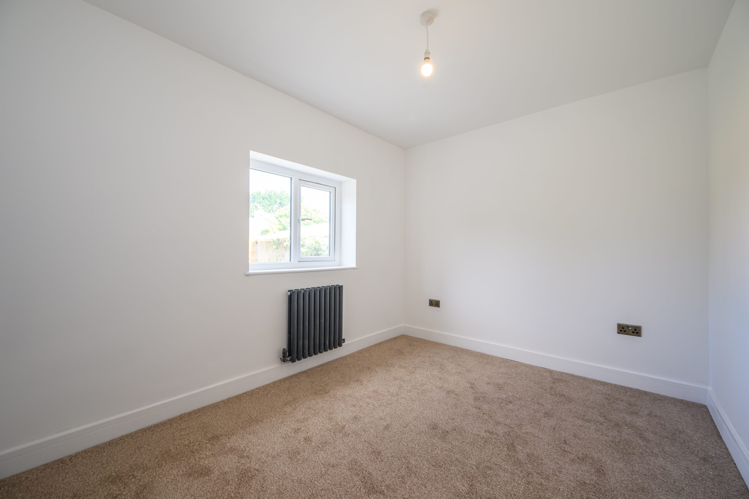 Stunning Fully Renovated 3-Bedroom Bungalow For Sale in Winwick, Warrington (WA2) Stunning Fully Renovated 3-Bedroom Bungalow For Sale in Winwick, Warrington (WA2)
