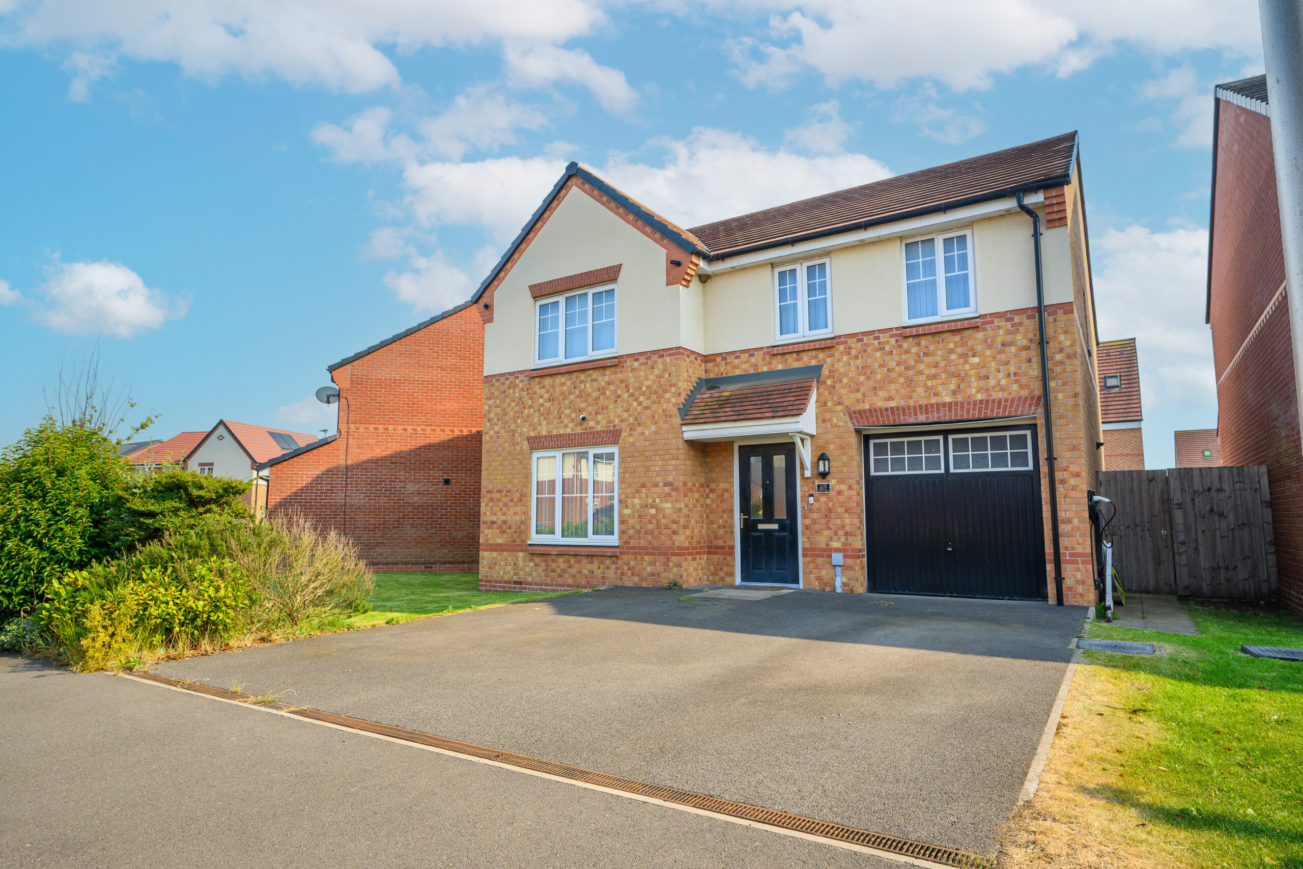 Spacious 4 Bedroom Detached Family Home For Sale in Golborne (WA3) Spacious 4 Bedroom Detached Family Home For Sale in Golborne (WA3)