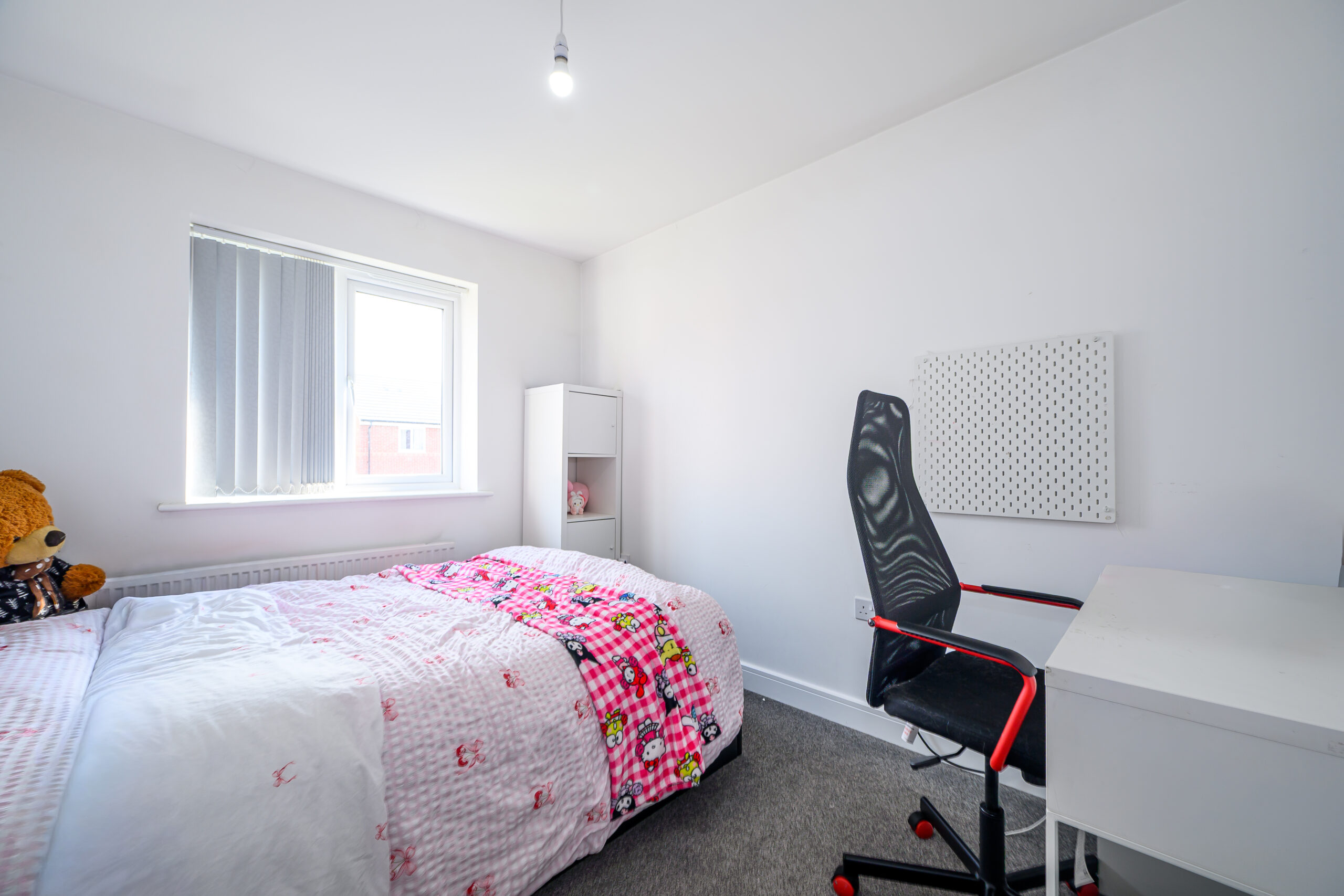 Spacious 4 Bedroom Detached Family Home For Sale in Golborne (WA3) Spacious 4 Bedroom Detached Family Home For Sale in Golborne (WA3)