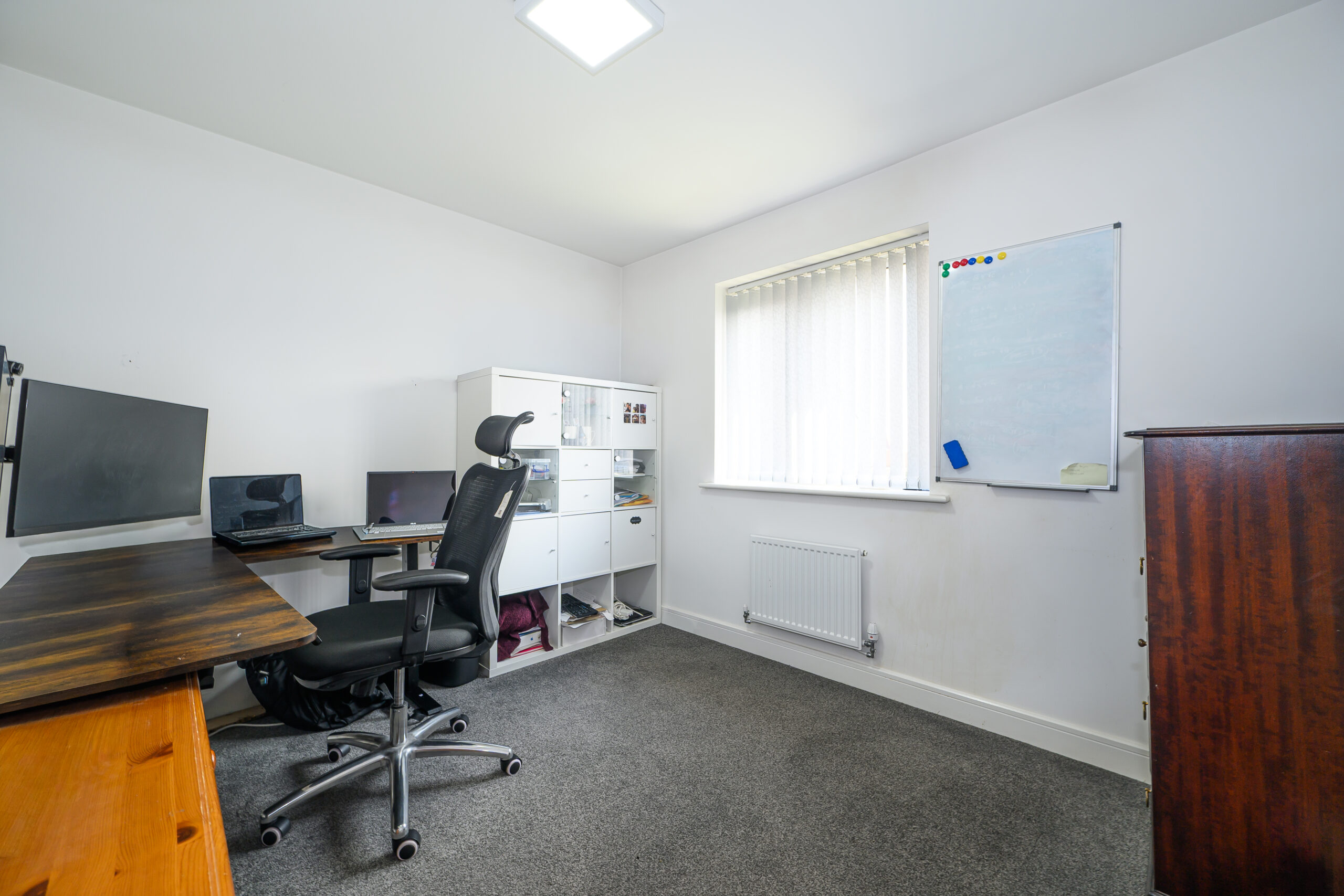 Spacious 4 Bedroom Detached Family Home For Sale in Golborne (WA3) Spacious 4 Bedroom Detached Family Home For Sale in Golborne (WA3)