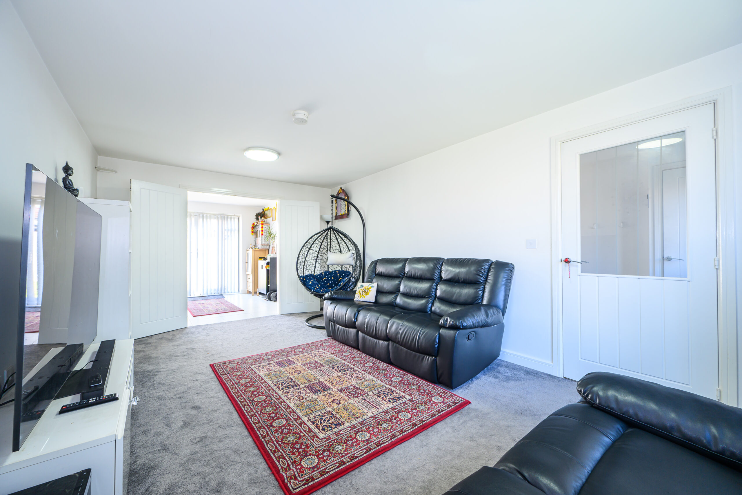 Spacious 4 Bedroom Detached Family Home For Sale in Golborne (WA3) Spacious 4 Bedroom Detached Family Home For Sale in Golborne (WA3)