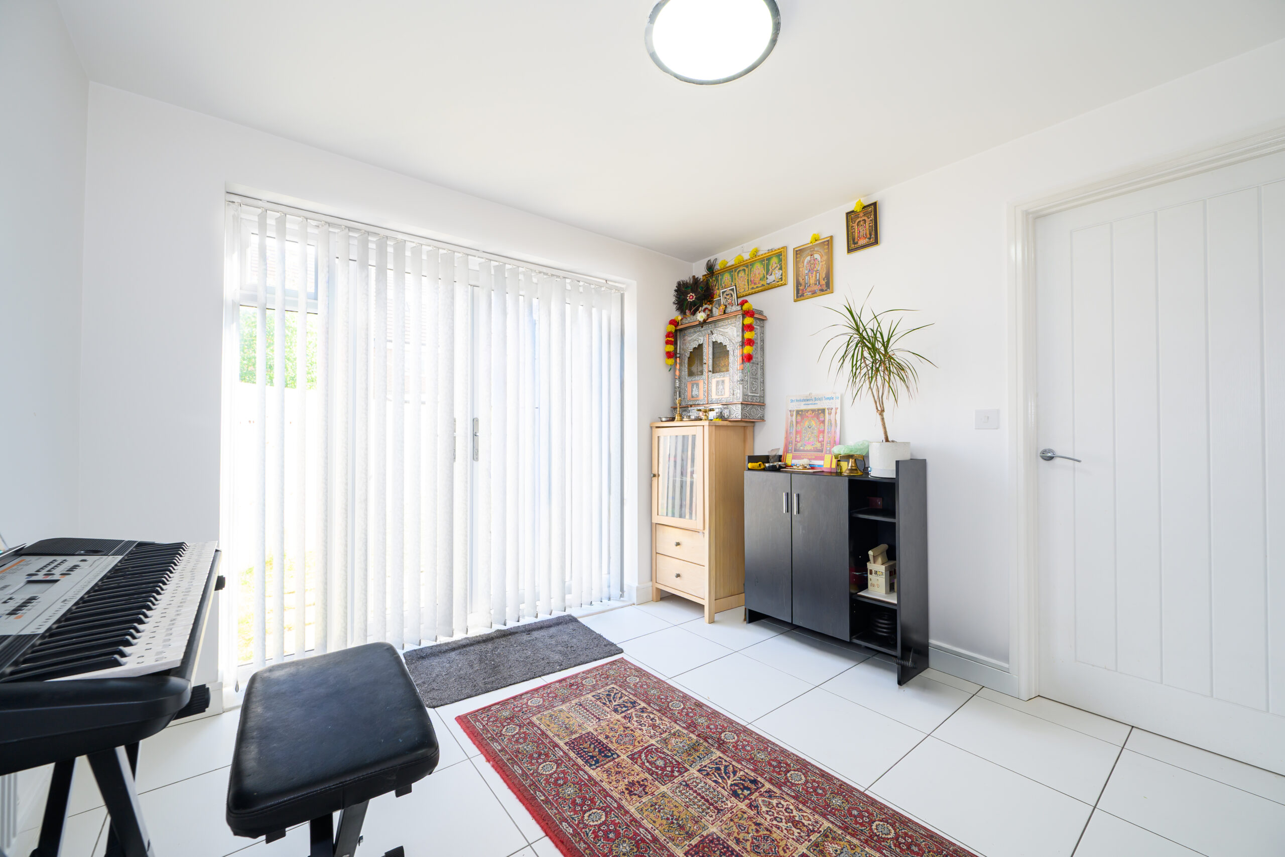 Spacious 4 Bedroom Detached Family Home For Sale in Golborne (WA3) Spacious 4 Bedroom Detached Family Home For Sale in Golborne (WA3)