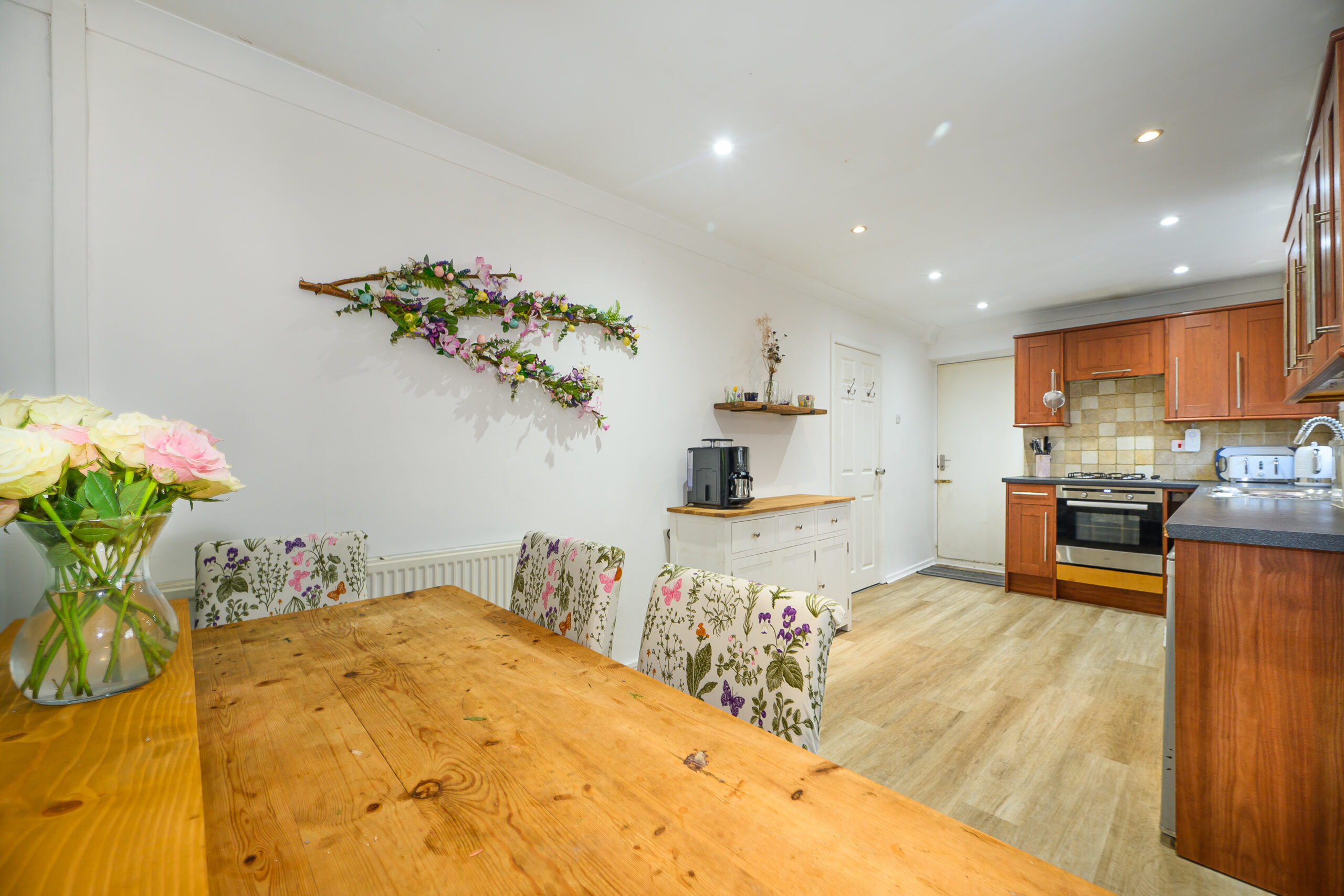 Stunning 3 Bedroom Semi-Detached Home for Sale in Lowton (WA3) Stunning 3 Bedroom Semi-Detached Home for Sale in Lowton (WA3)